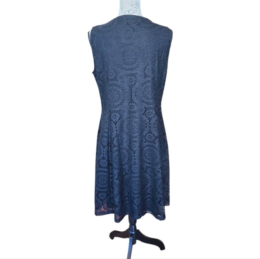 Joan Rivers Black Lace Sleeveless A-line Dress 12 - Picture 3 of 8
